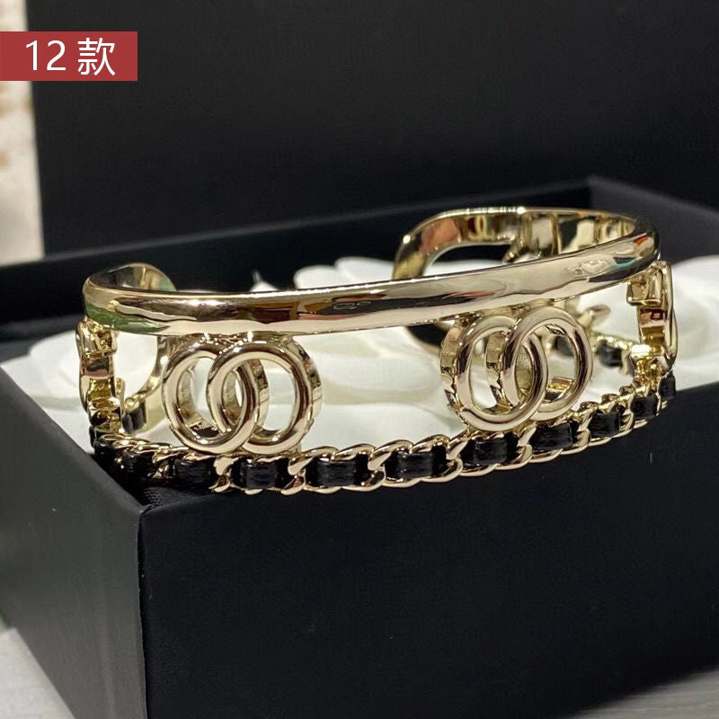 New diamond inlaid bracelet in 2022 product image 18, provided for visual reference and product detail review