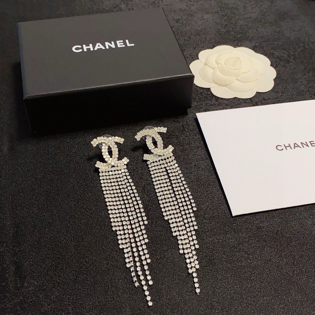 High-Quality Stud Earrings-154 product image 7, provided for visual reference and product detail review