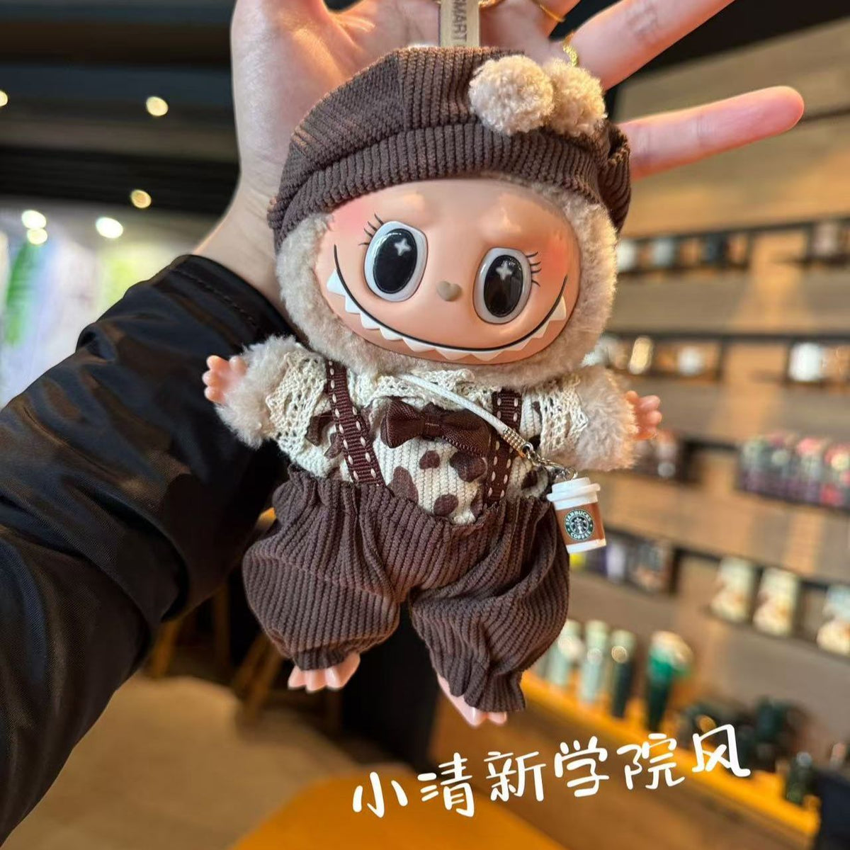 (Baby + clothes) Sitting party baby clothes plush vinyl face doll bag pendant girl gift product image 3, provided for visual