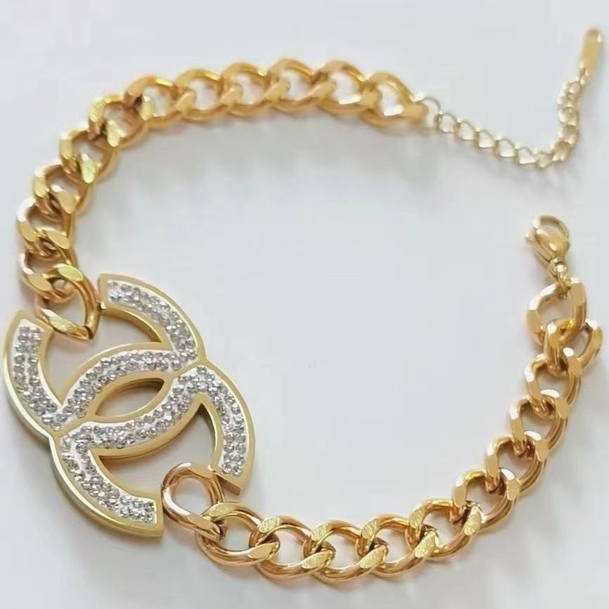 2023 New Fashion diamond Bracelet product image 4, provided for visual reference and product detail review