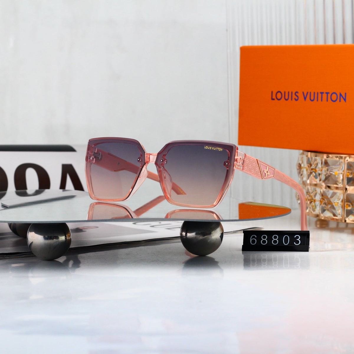New Stylish Sunglasses-50 product image 3, provided for visual reference and product detail review