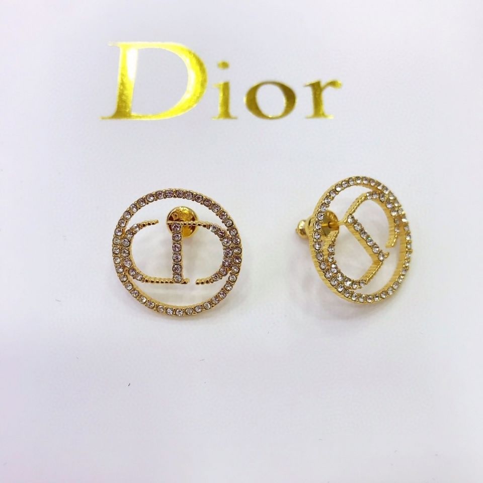 Tassels full of diamond letter stud earrings product image 2, provided for visual reference and product detail review