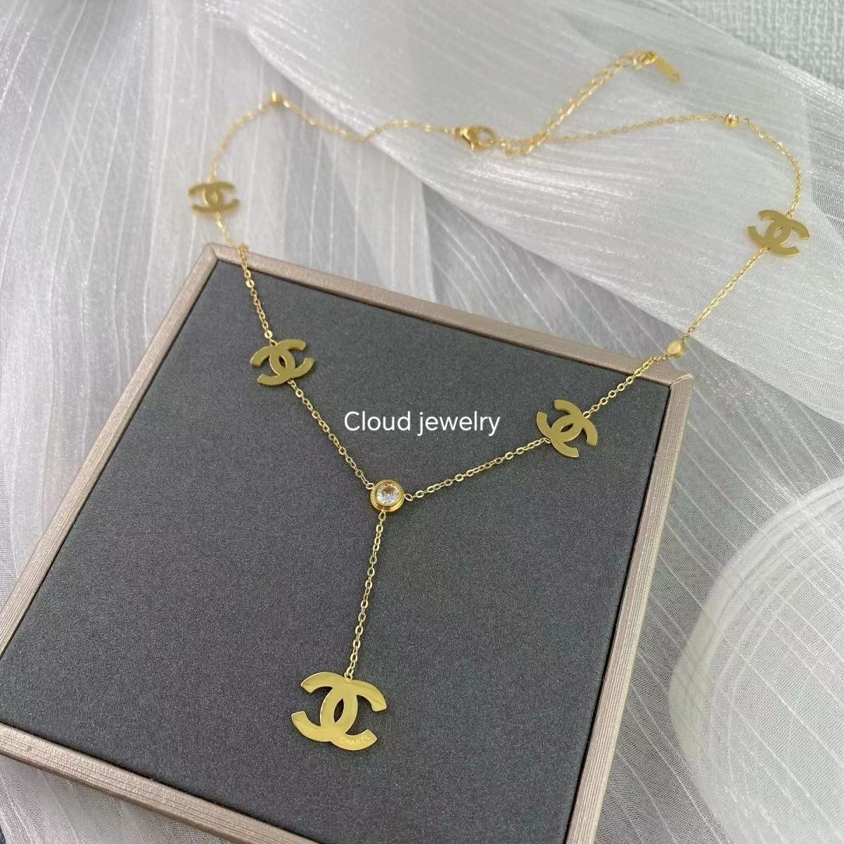 2023 New Fashion Necklace product image 7, provided for visual reference and product detail review