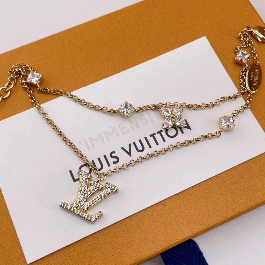 High-Quality Full-Diamond Bracelet product image 4, provided for visual reference and product detail review