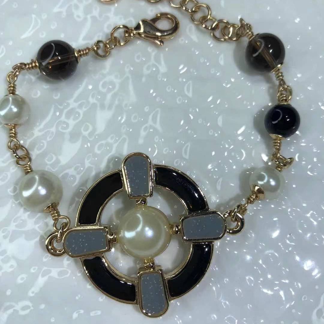 Xiaoxiang classic vintage brass bracelet product image 15, provided for visual reference and product detail review