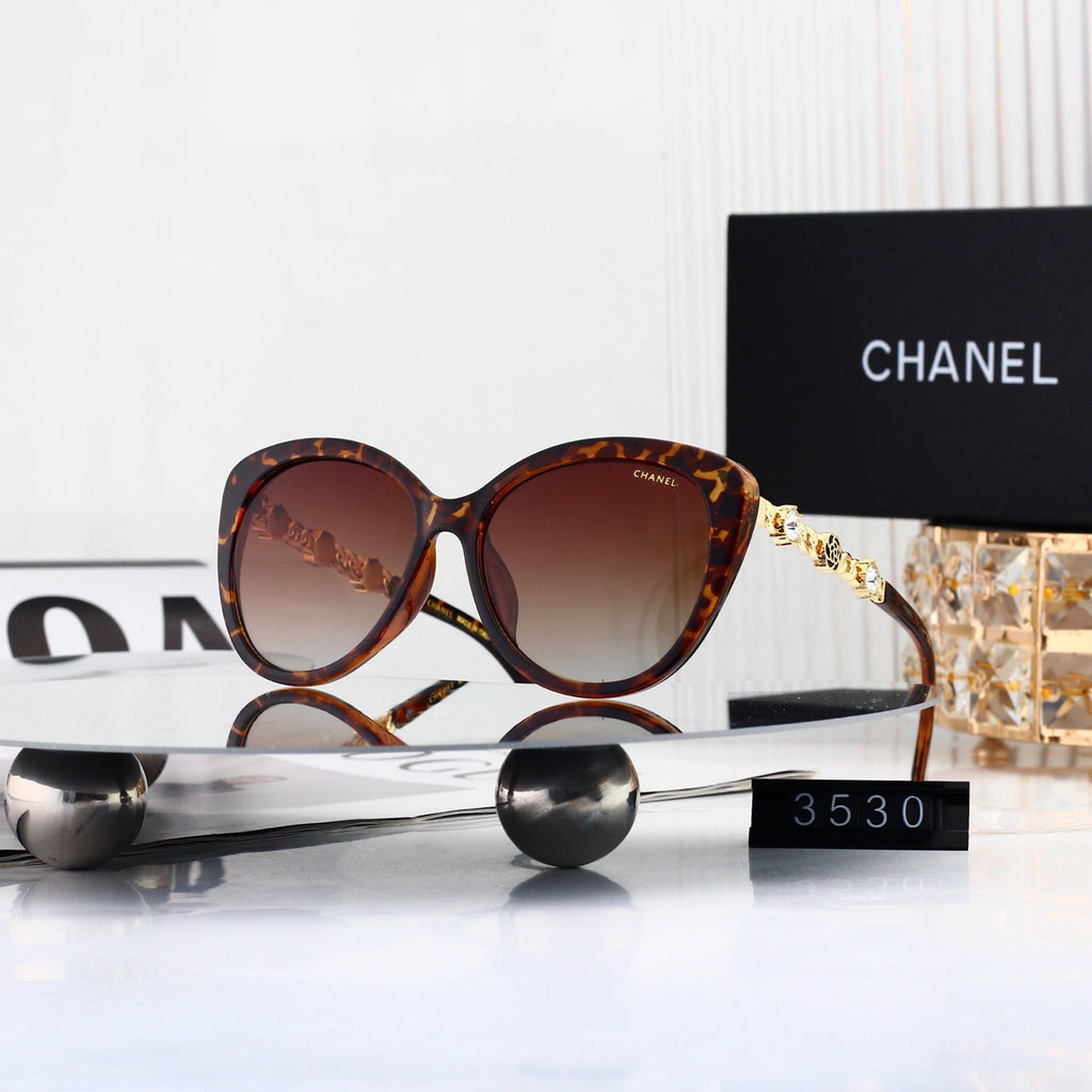 New Stylish Sunglasses-64 product image 2, provided for visual reference and product detail review