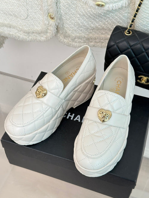 2023 CC Love Double C Buckle Thick Sole Muffin Loafers -S45 product image 1, provided for visual reference and product