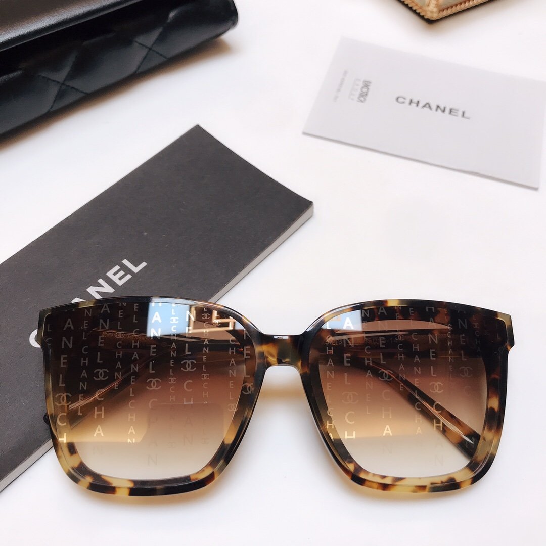 6Colors Large Square Frame Sunglasses product image 6, provided for visual reference and product detail review