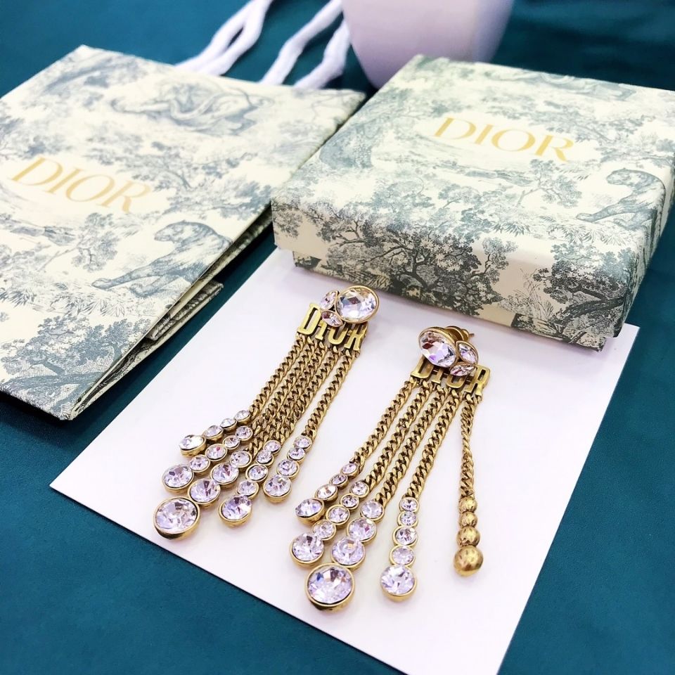 Vintage Full Diamond Tassel Earrings product image 4, provided for visual reference and product detail review