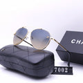 Classical Fashion Women Sunglasses product image 1, provided for visual reference and product detail review