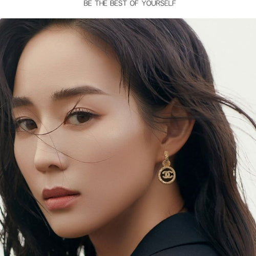2022 new silver pin earrings product image 2, provided for visual reference and product detail review