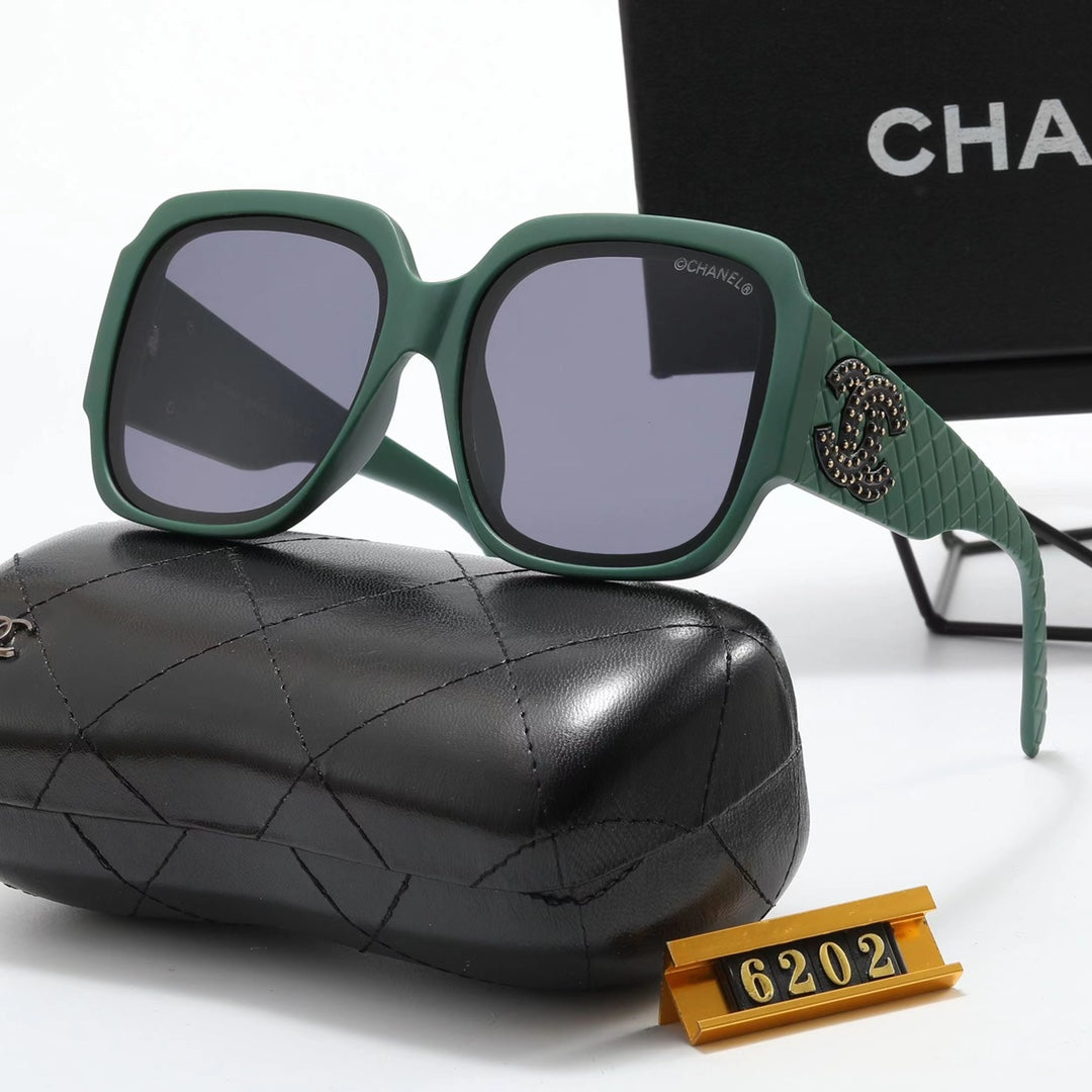 New Style Fashion Sunglasses In 2022 product image 3, provided for visual reference and product detail review