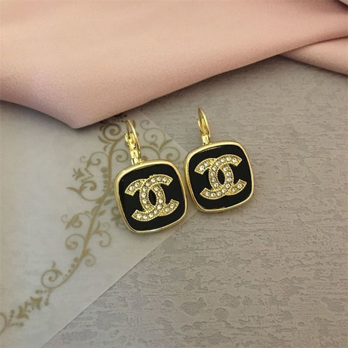 2022 New Earrings product image 2, provided for visual reference and product detail review