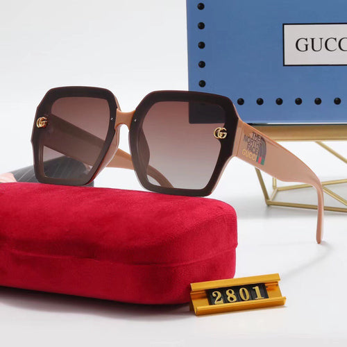 2022 New Ladies Fashion Classic Sunglasses product image 2, provided for visual reference and product detail review