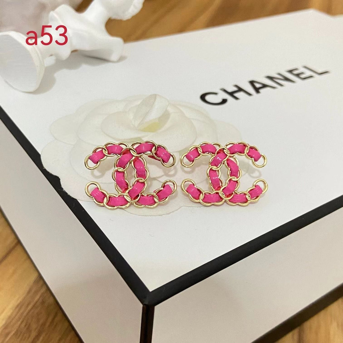 2022 New Small Fragrant Earrings product image 10, provided for visual reference and product detail review