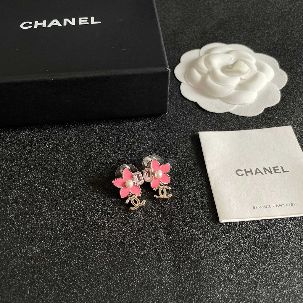 High-Quality Stud Earrings-134 product image 5, provided for visual reference and product detail review