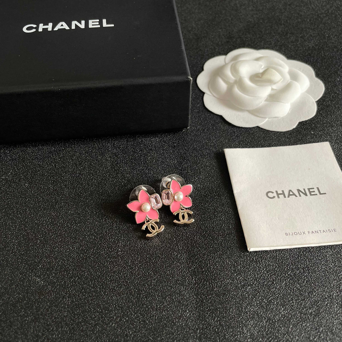 High-Quality Stud Earrings-134 product image 5, provided for visual reference and product detail review