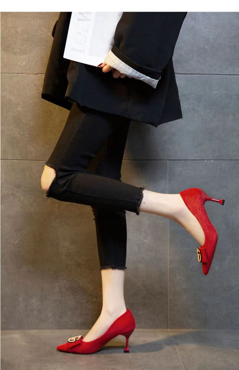 2023 GC Retro velvet pointed toe high heels product image 7, provided for visual reference and product detail review