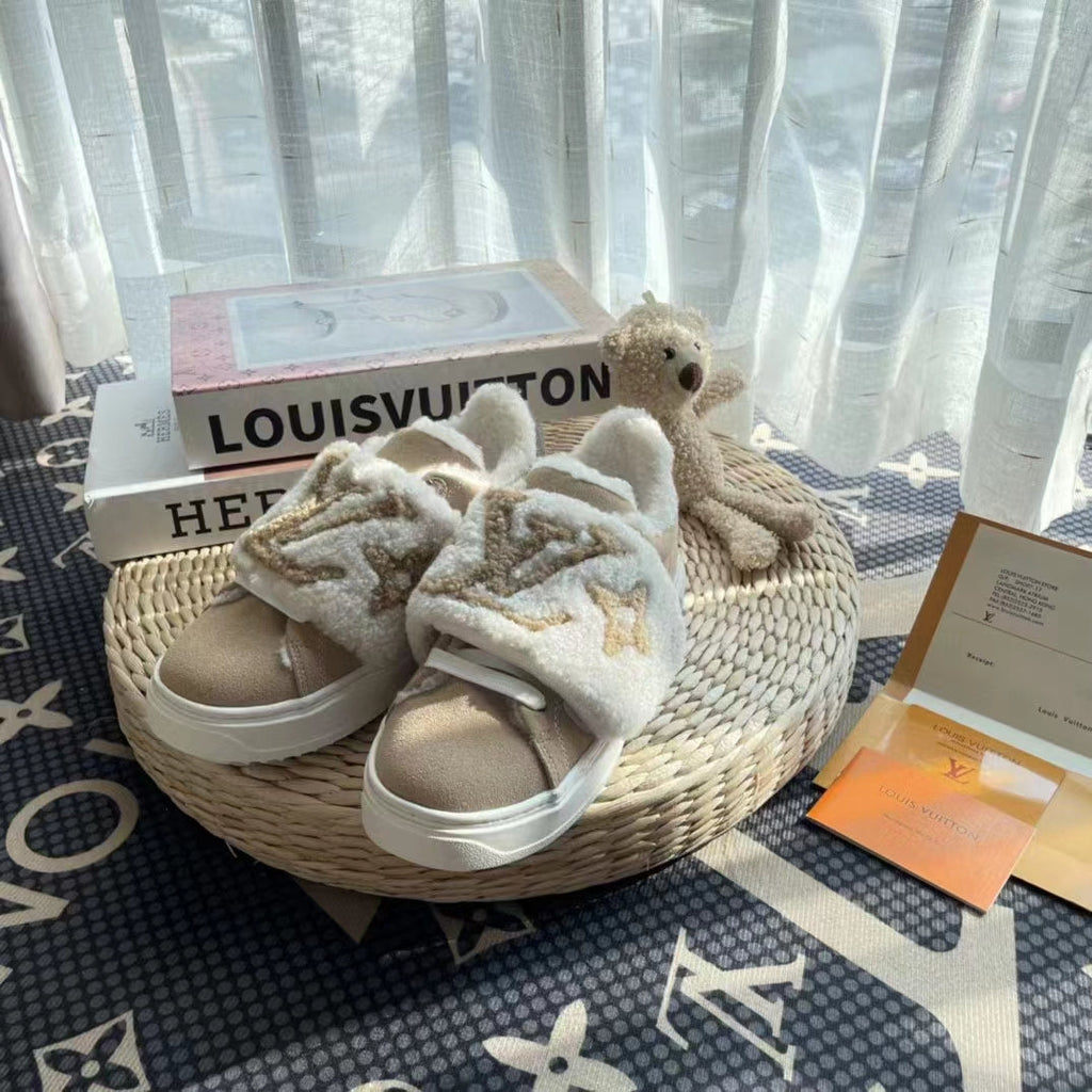 2023 VL Velcro lamb hair sneakers product image 4, provided for visual reference and product detail review