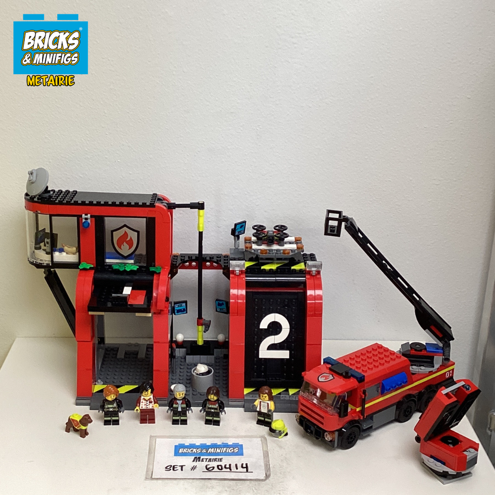 60414 Fire Station with Fire Truck (U)
