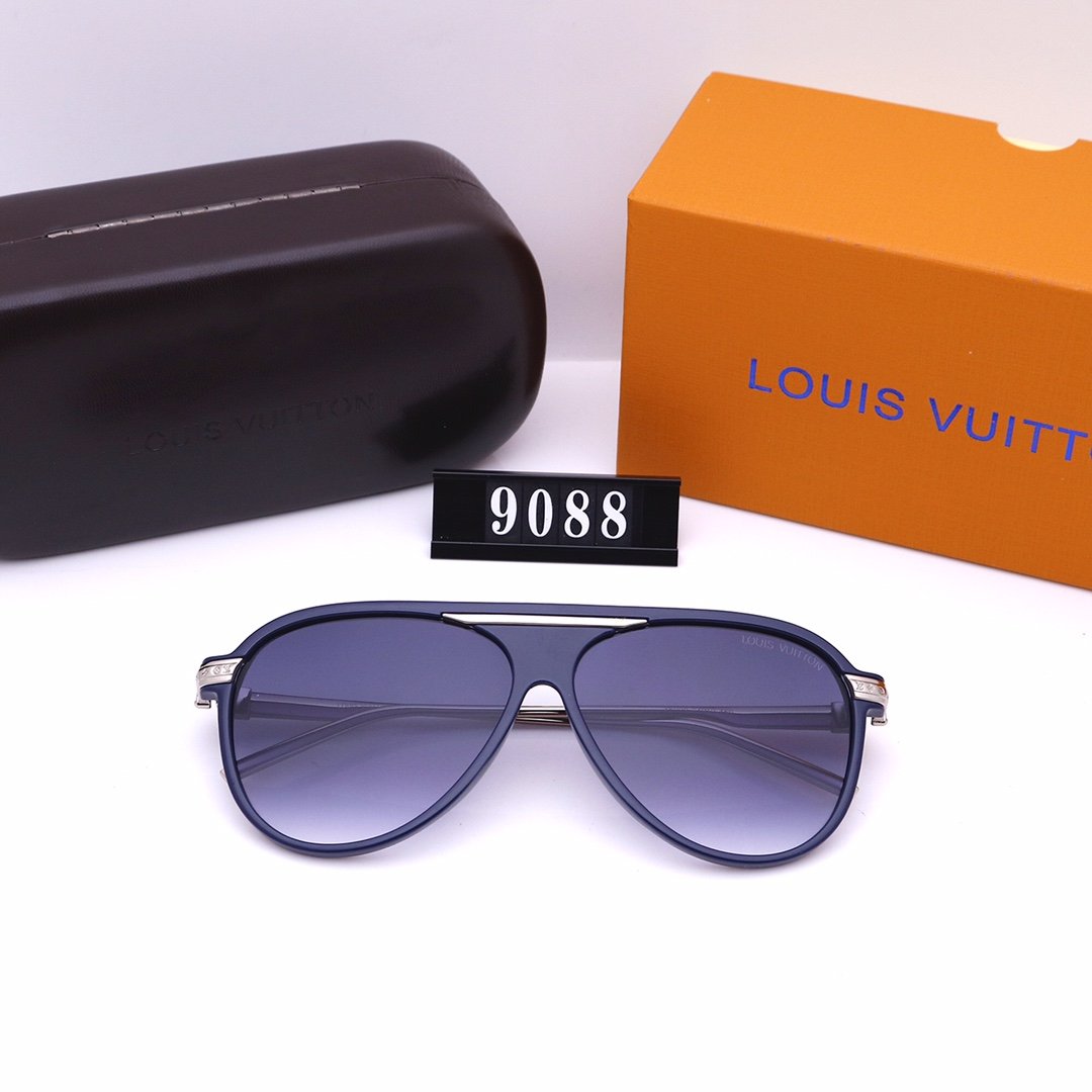 Beach Gradient Colors Sunglasses for Women product image 9, provided for visual reference and product detail review