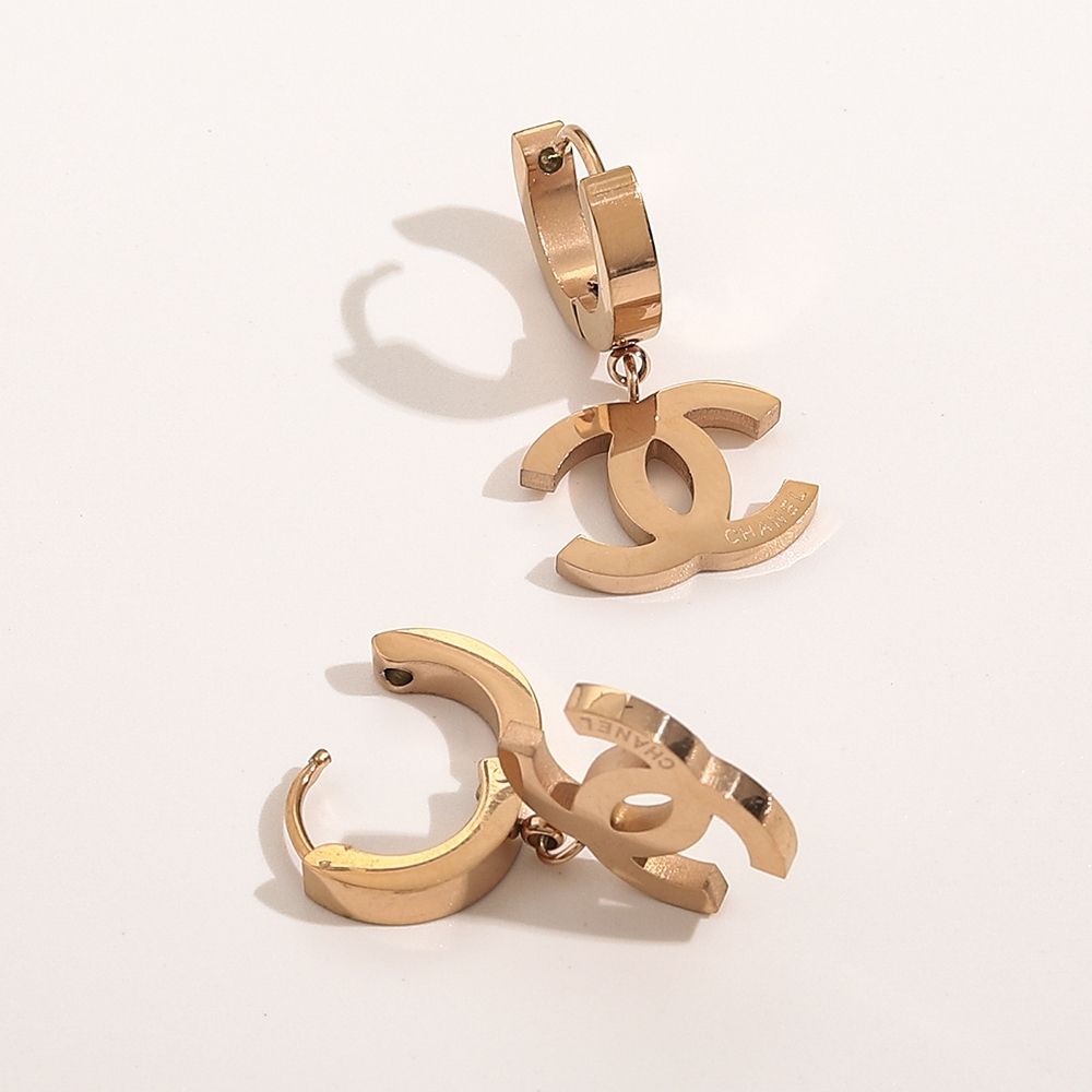 Xiaofeng Titanium Double C Earrings product image 4, provided for visual reference and product detail review