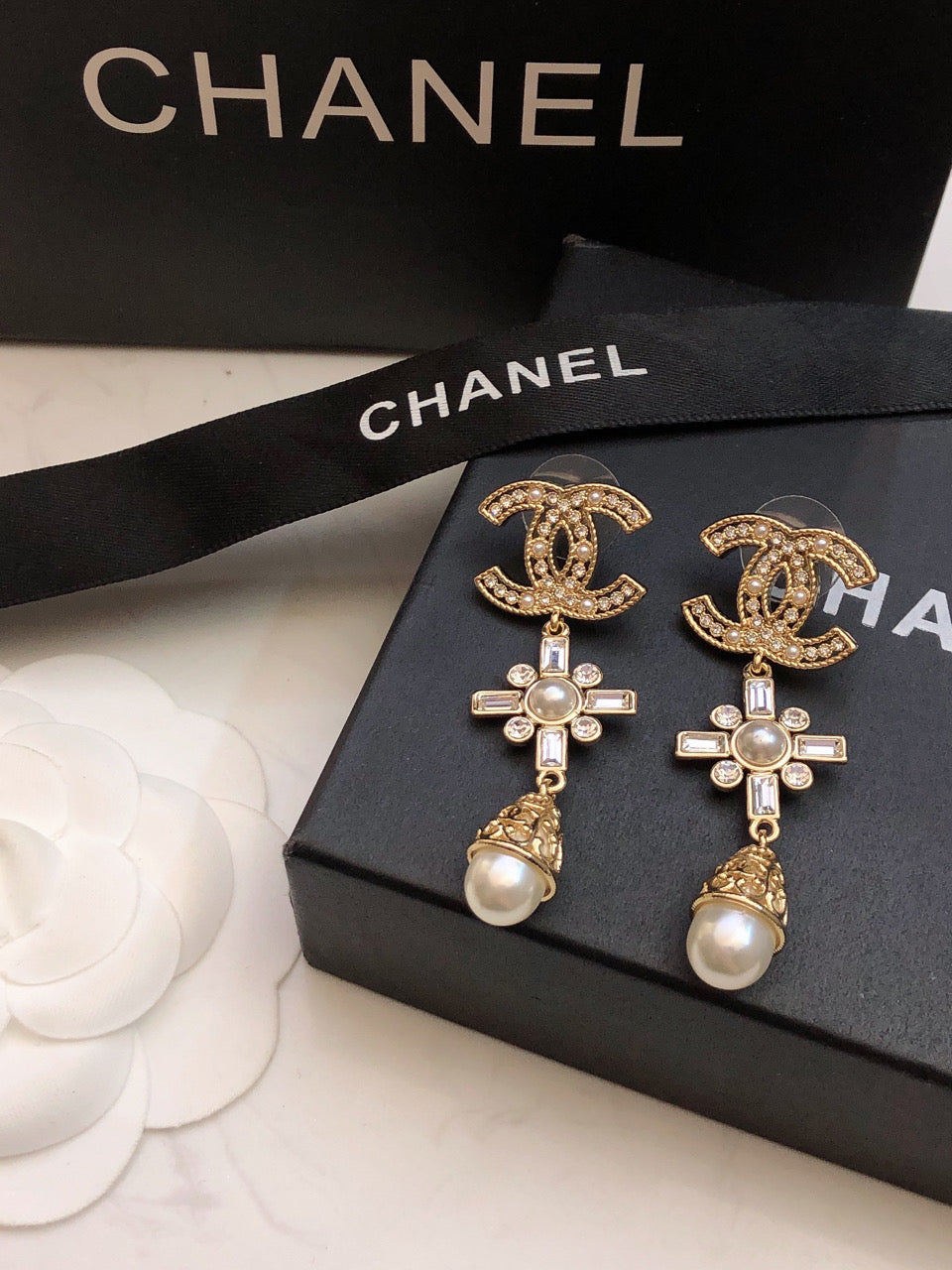 High-Quality Stud Earrings-124 product image 6, provided for visual reference and product detail review