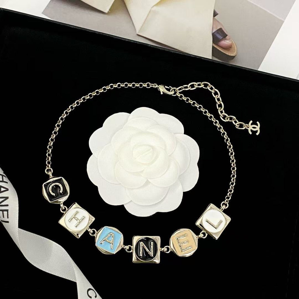 High-Quality Necklaces-182 product image 3, provided for visual reference and product detail review