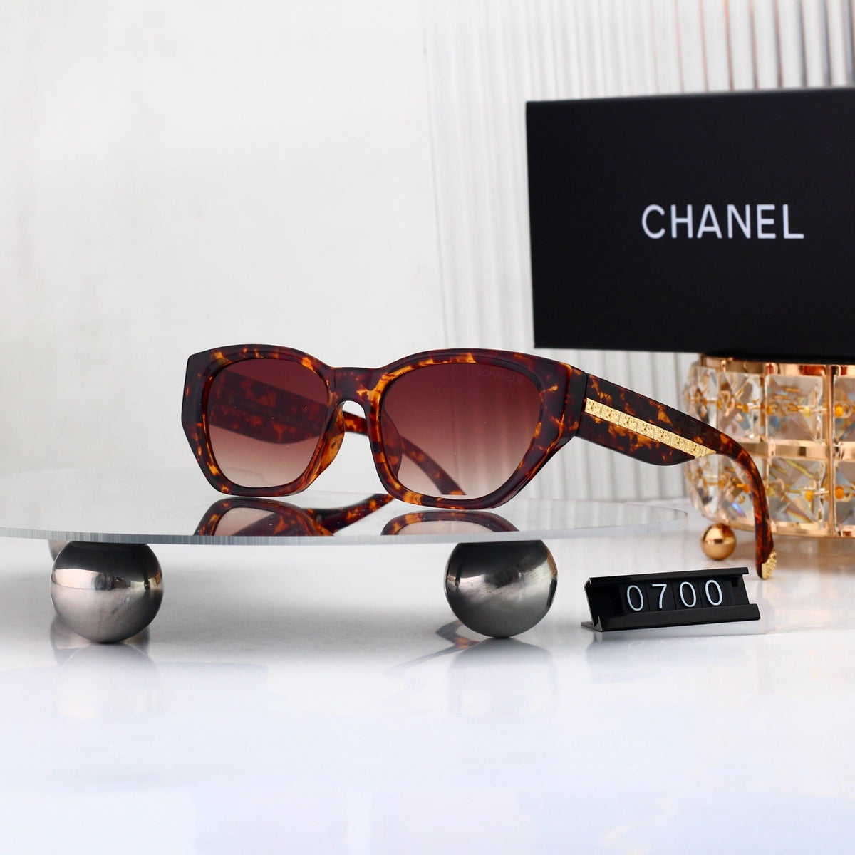 New Stylish Sunglasses-60 product image 3, provided for visual reference and product detail review