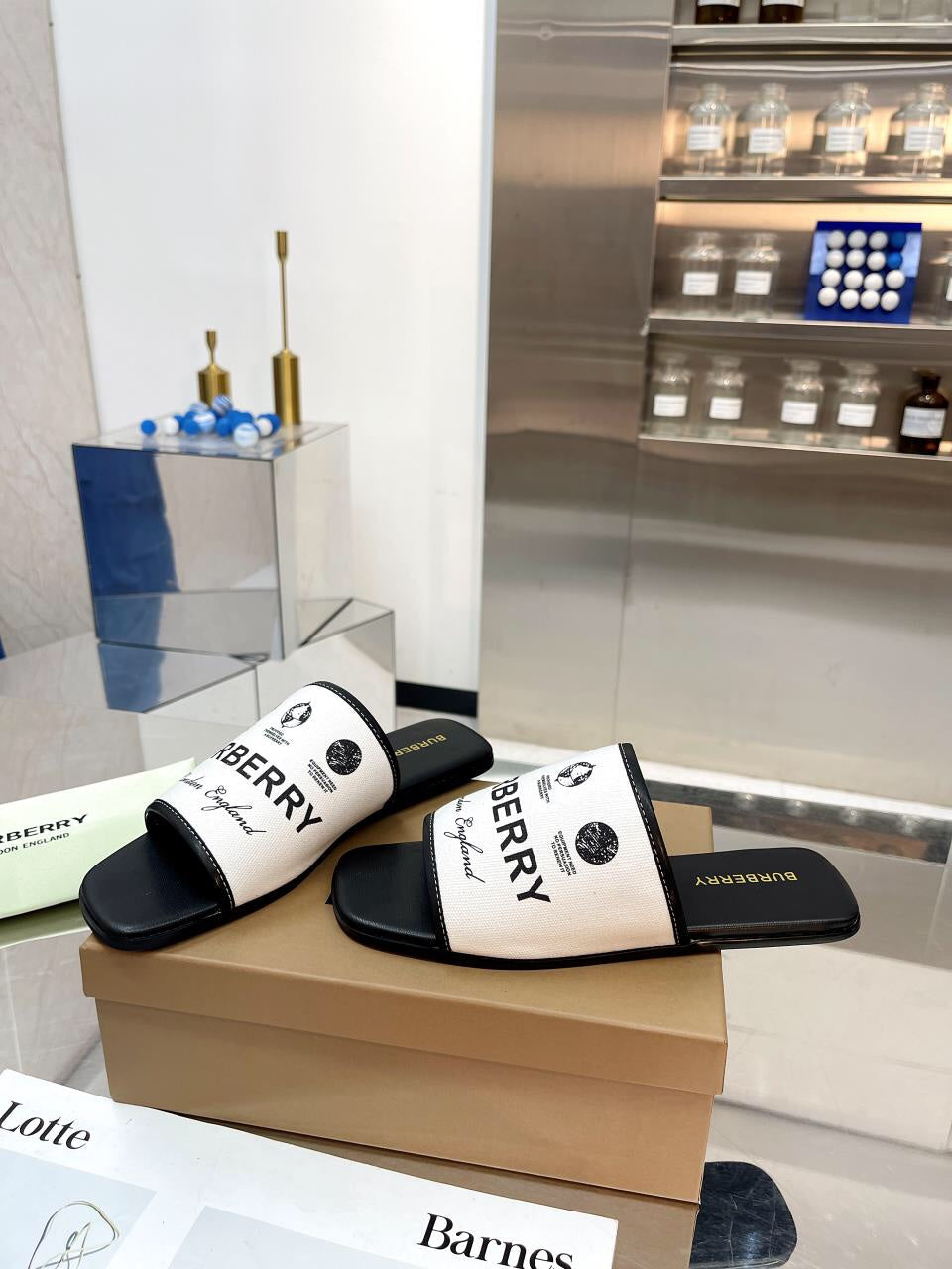 2023 Burberry flat slippers-S53 product image 5, provided for visual reference and product detail review