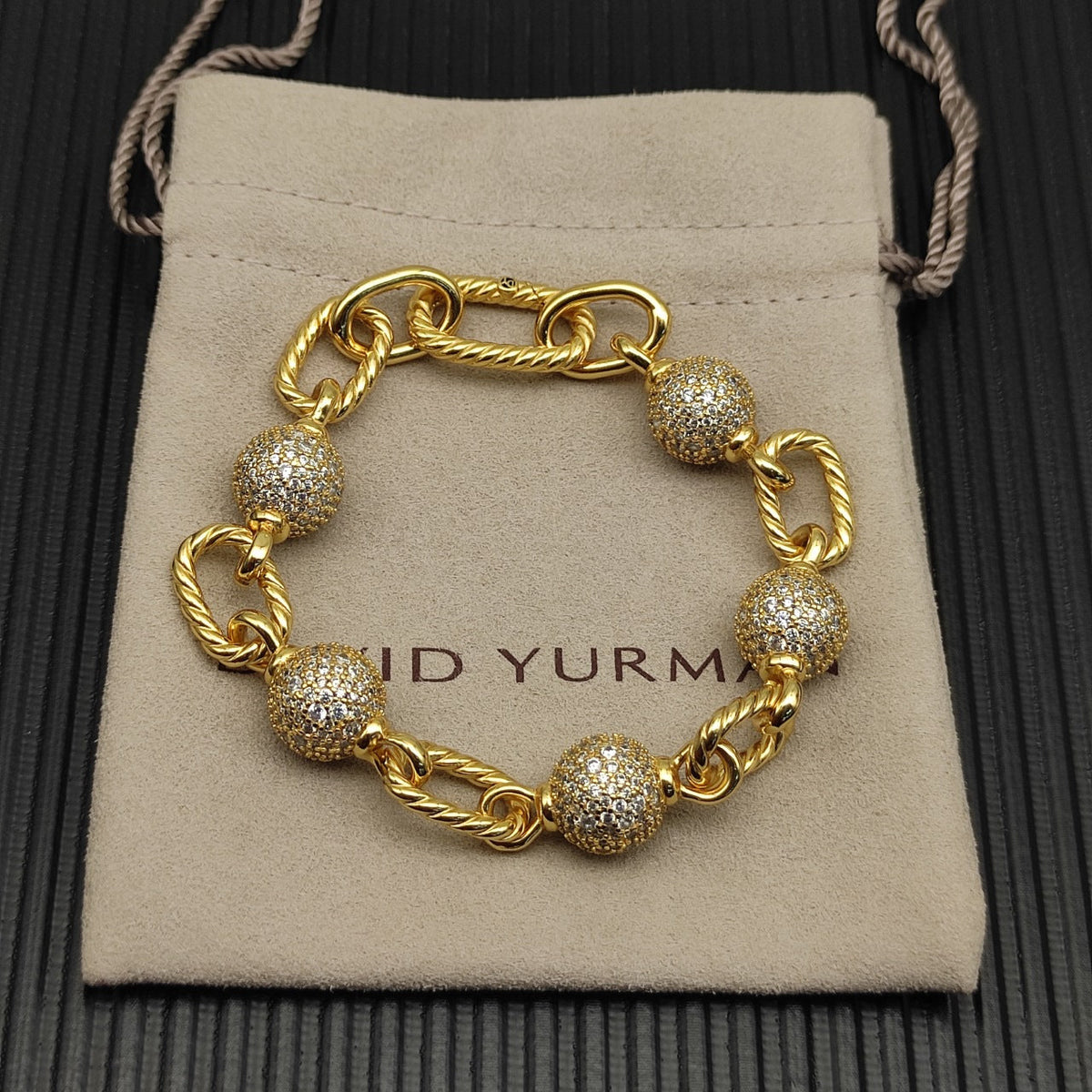 High-Quality Bracelets-36 product image 1, provided for visual reference and product detail review