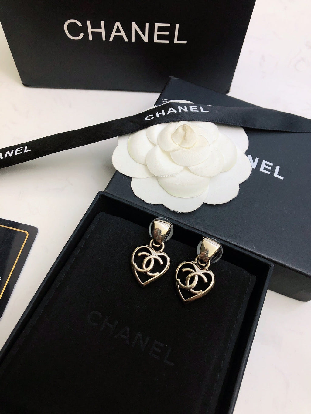 High-Quality Stud Earrings-122 product image 8, provided for visual reference and product detail review