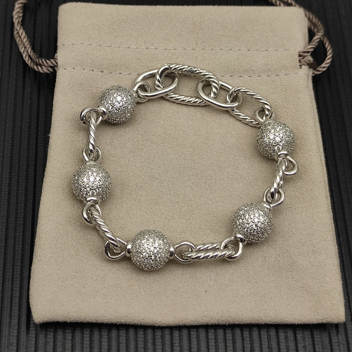High-Quality Bracelets-36 product image 10, provided for visual reference and product detail review