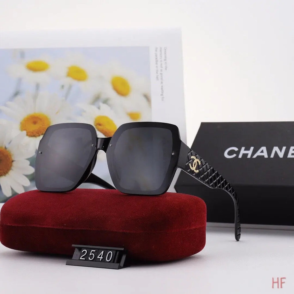 5 COLORS OUTDOOR BEACH POLARIZED SUNGLASSES for FEMALE product image 1, provided for visual reference and product detail