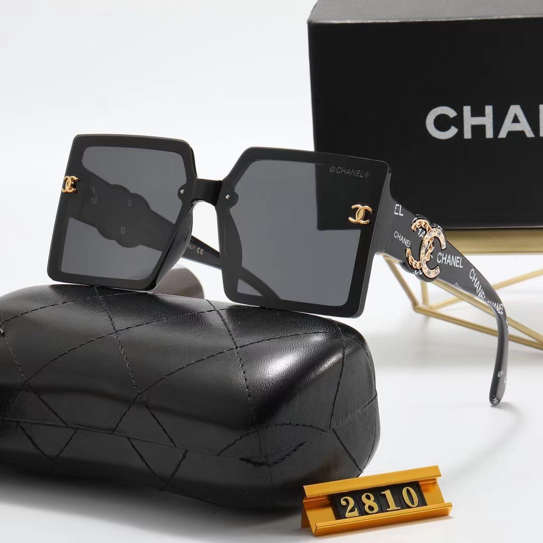 2022 High Quality Ladies Fashion Classic Sunglasses product image 4, provided for visual reference and product detail review
