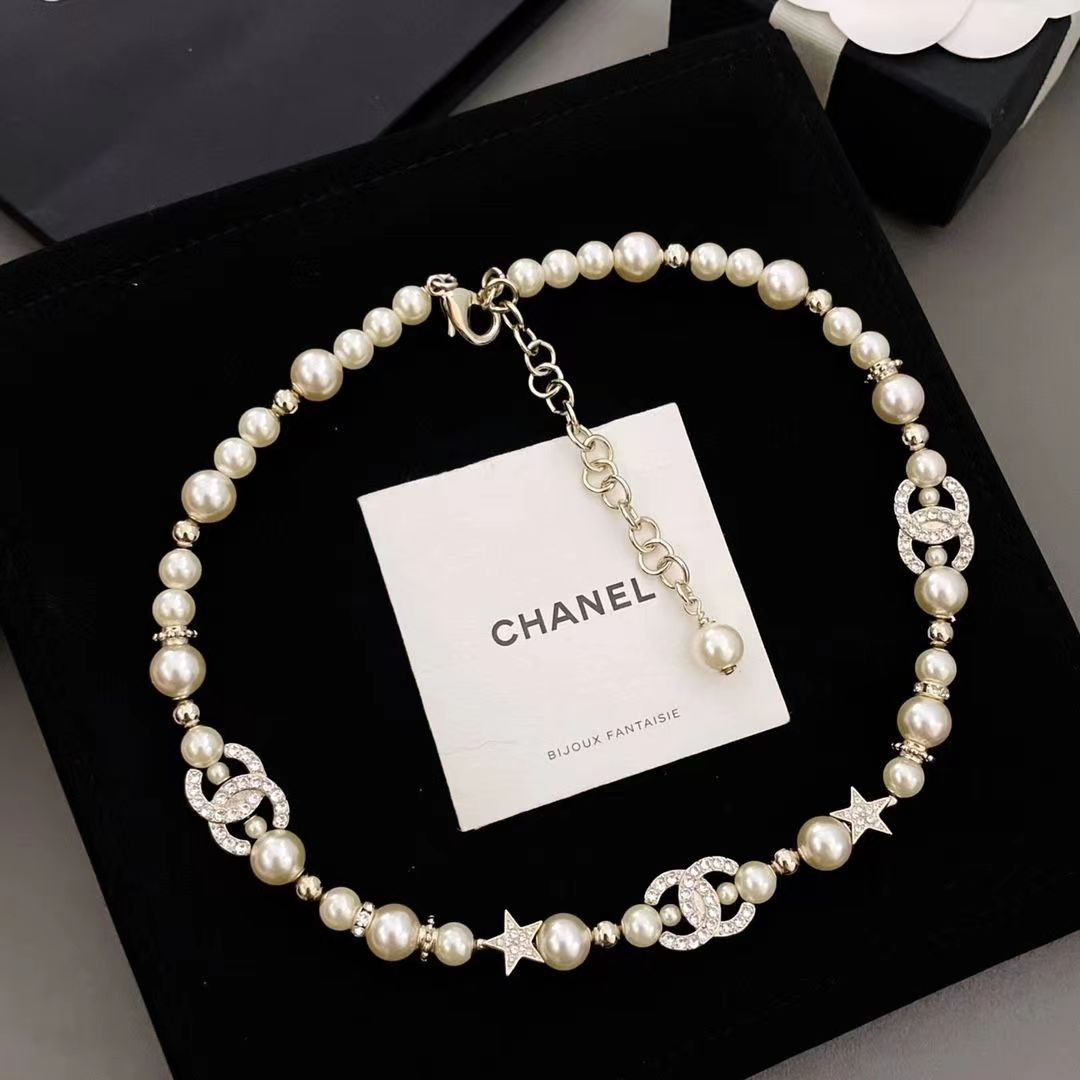2023 New Fashion Imitation Pearl Necklace product image 6, provided for visual reference and product detail review