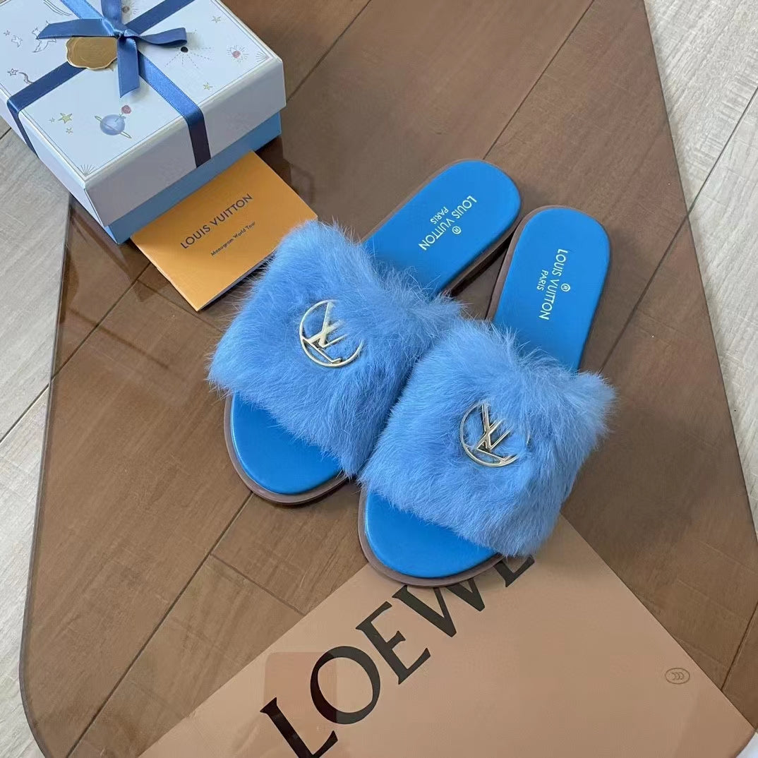 2023 New VL hairy slippers product image 4, provided for visual reference and product detail review