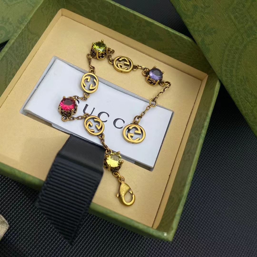 2023 New Luxury Bracelet product image 3, provided for visual reference and product detail review