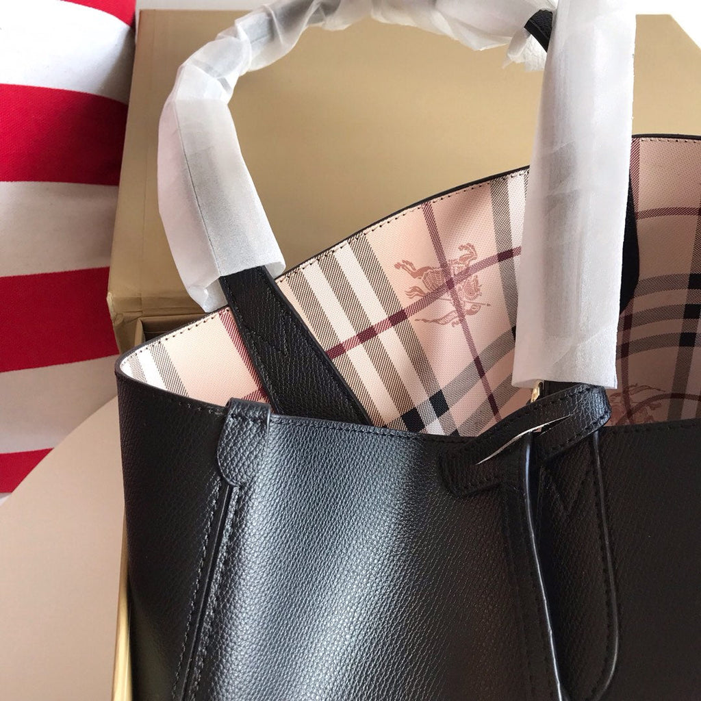 B tote reversible 41cm product image 8, provided for visual reference and product detail review
