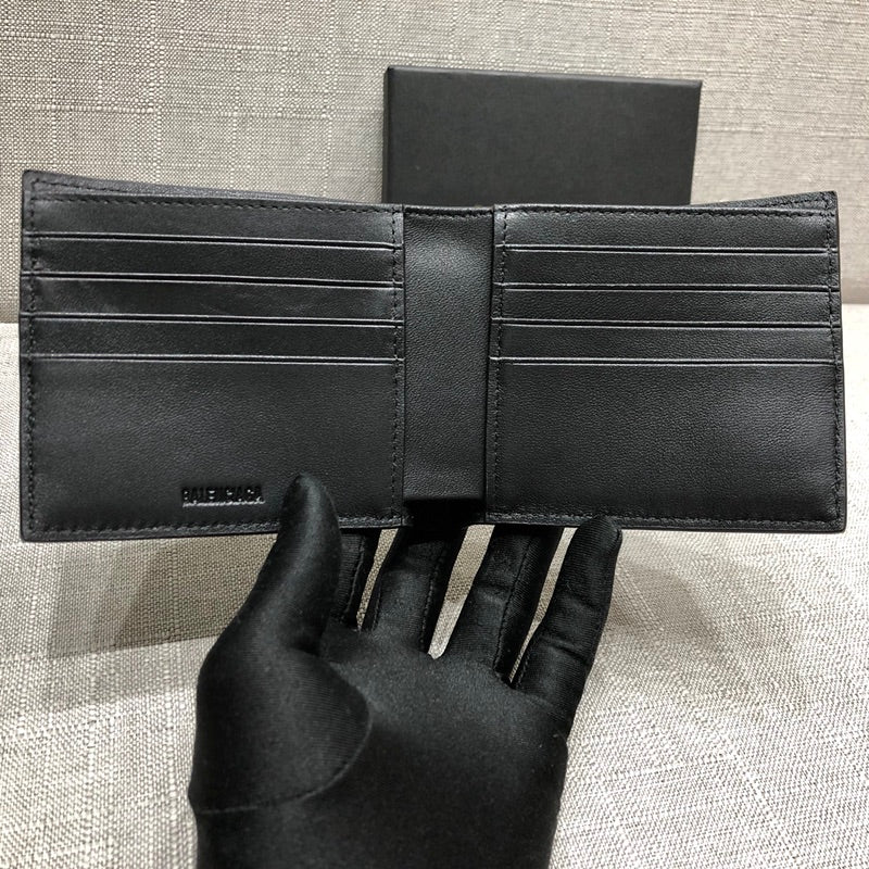 Balenciaga wallet product image 2, provided for visual reference and product detail review