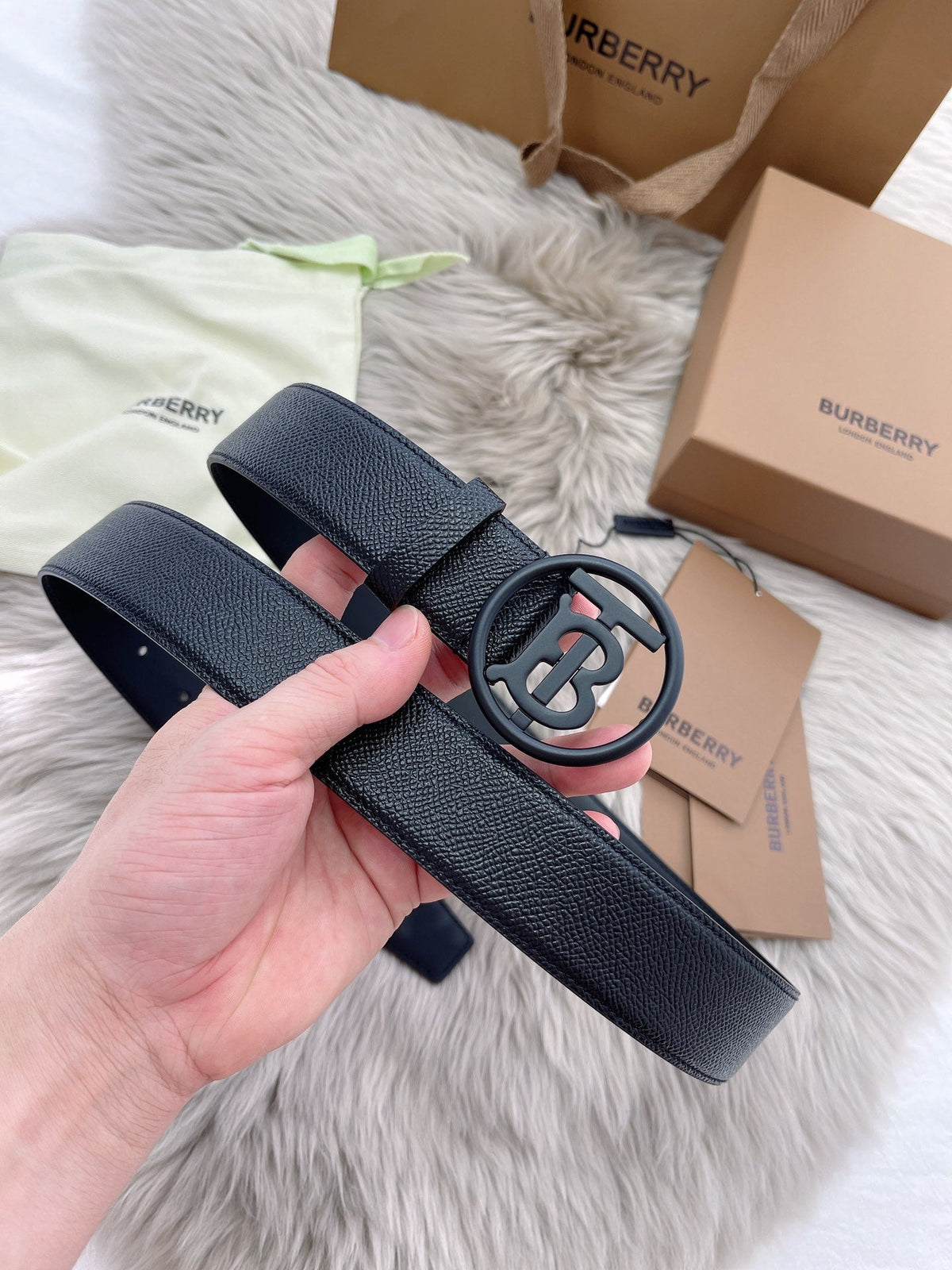 BB belt 2colors product image 2, provided for visual reference and product detail review