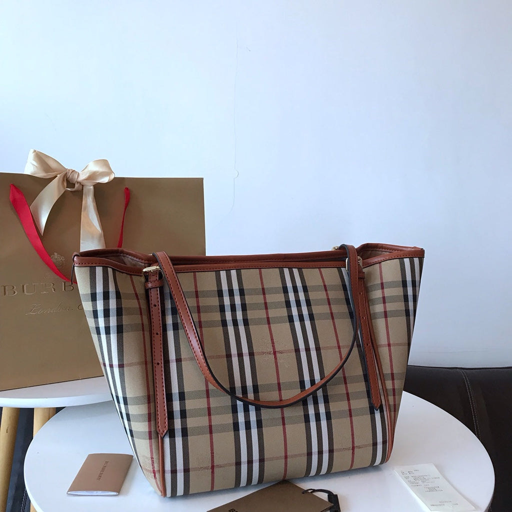 B B tote 28*26*15CM product image 1, provided for visual reference and product detail review