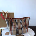 B B tote 28*26*15CM product image 1, provided for visual reference and product detail review