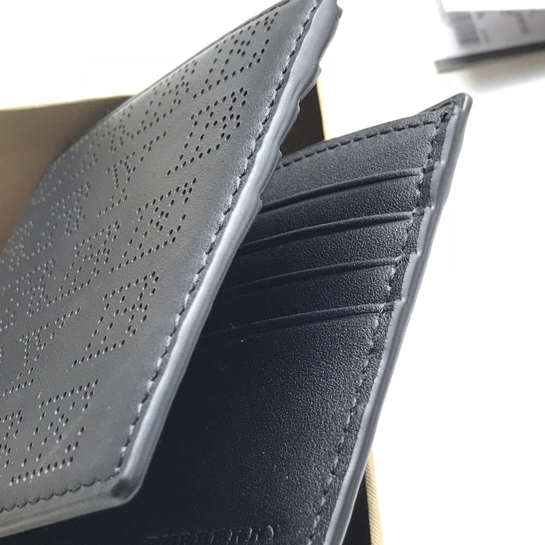 BB wallet 3colors product image 4, provided for visual reference and product detail review