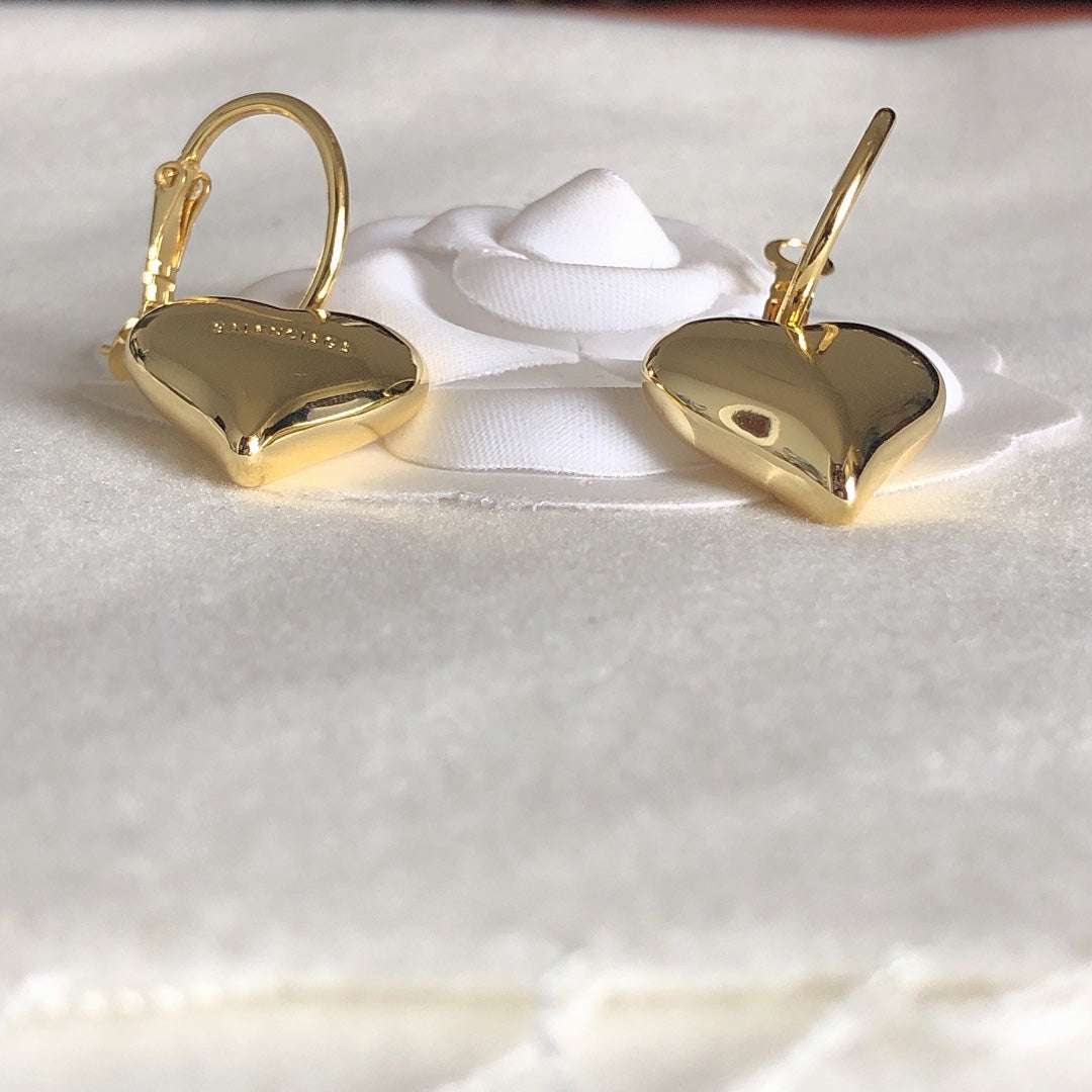 B a l e n c I a g a earrings product image 4, provided for visual reference and product detail review