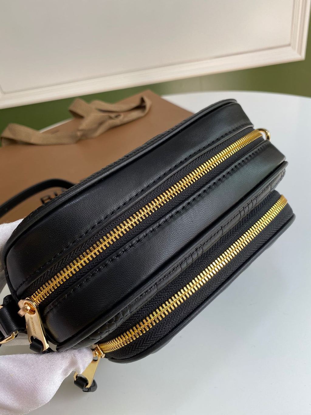 B B 19.5*6*14.5Cm product image 6, provided for visual reference and product detail review