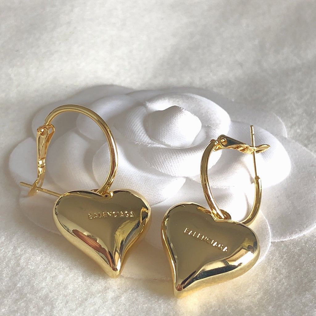 B a l e n c I a g a earrings product image 2, provided for visual reference and product detail review