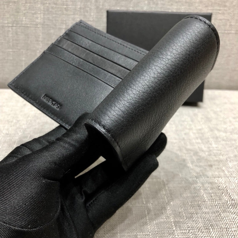 Balenciaga wallet product image 3, provided for visual reference and product detail review