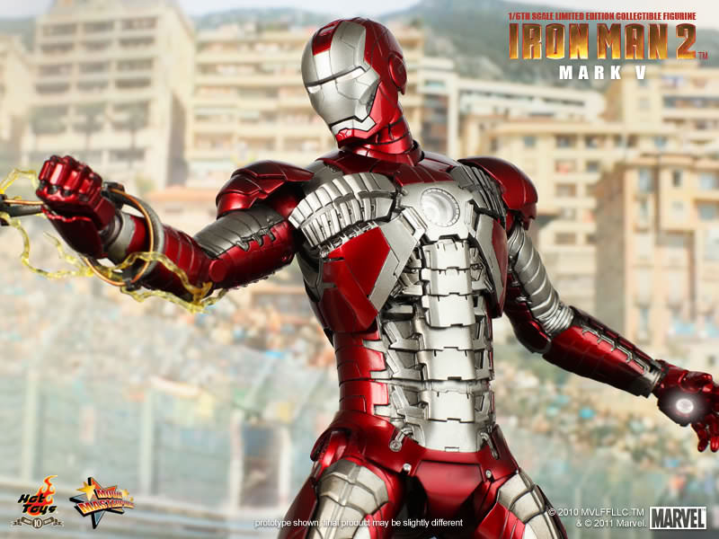 Hot Toys Iron Man (Mark V) 1/6 Scale Action Figure product image 4, provided for visual reference and product detail review