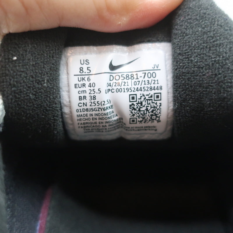 Nike Air Max 97 Sneakers Metallic Golden Gals Size 8.5 DO5881-700 product image 10, provided for visual reference and